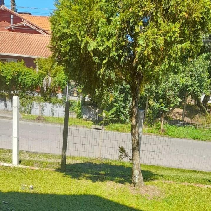 Casa Ampla Com Lareira E Churrasqueira 卡内拉 外观 照片