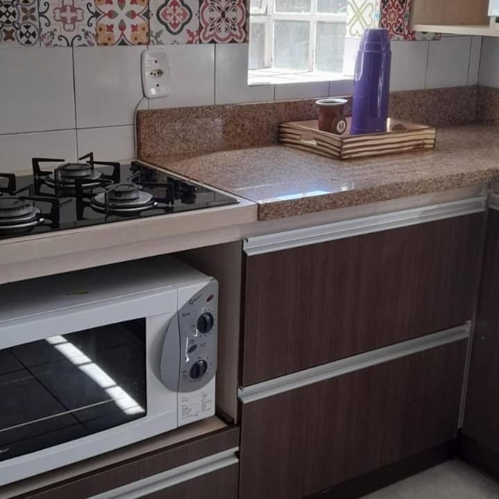 Casa Ampla Com Lareira E Churrasqueira 卡内拉 外观 照片