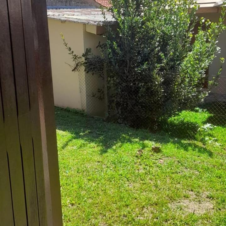 Casa Ampla Com Lareira E Churrasqueira 卡内拉 外观 照片